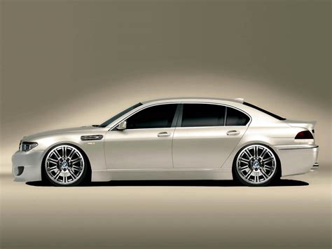 car: bmw m7