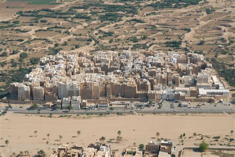 Yemen's Shibam is 400 towers made from earth - like a Manhattan in the desert - Green Prophet