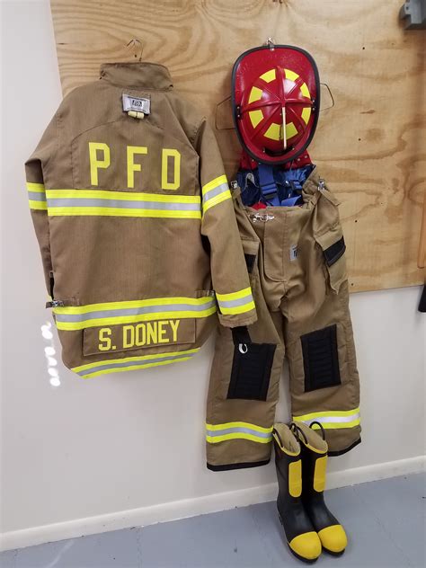 Portsmouth, Virginia Firefighters Receive Second Set of Turnout Gear ...