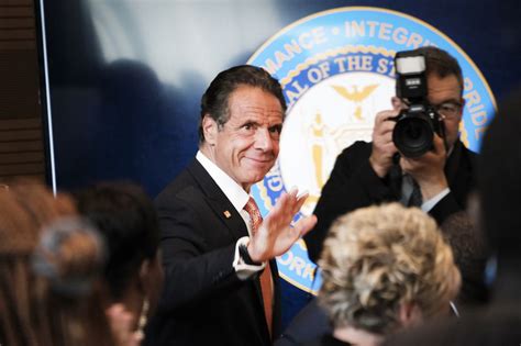 Democrats say Cuomo must resign. He’s refusing. What now? - Vox