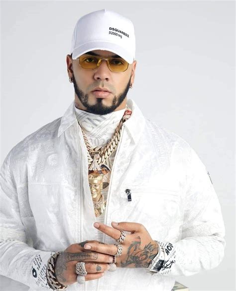 Pin de Jessica Gomez en Anuel AA | Conjuntos con chaleco de piel, Artistas de reggaeton, Anuel 2016