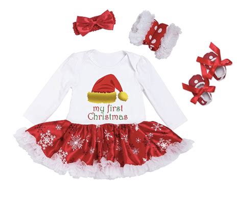 The Best Baby's First Christmas Outfits for Your Little Cuties