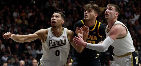 Purdue basketball bounces back with dominant win over Iowa - Yahoo Sports