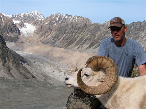 Alaska Sheep Hunting - Guided Sheep Hunts with Vast Alaska