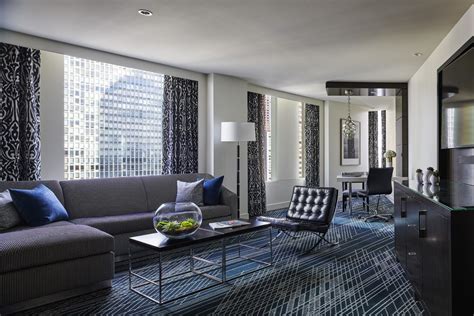 Sofitel Chicago Magnificent Mile - ROOMS & SUITES