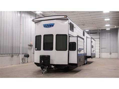 TerryTown RV (Sales) - Luxury RVing with TerryTown RV's Top-Notch Inventory