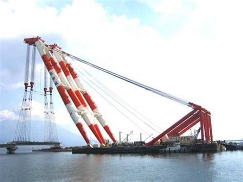 Yoshida: The Largest Crane Ship in the World | Crane lift, Heavy equipment, Crane