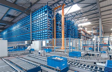 Automated storage and retrieval systems