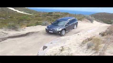 Toyota Kluger - Off Road - YouTube