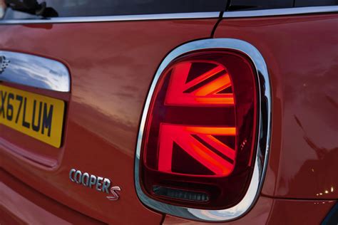 Union Jack Taillights Available as Retrofit Option on Pre-Facelift MINI Models