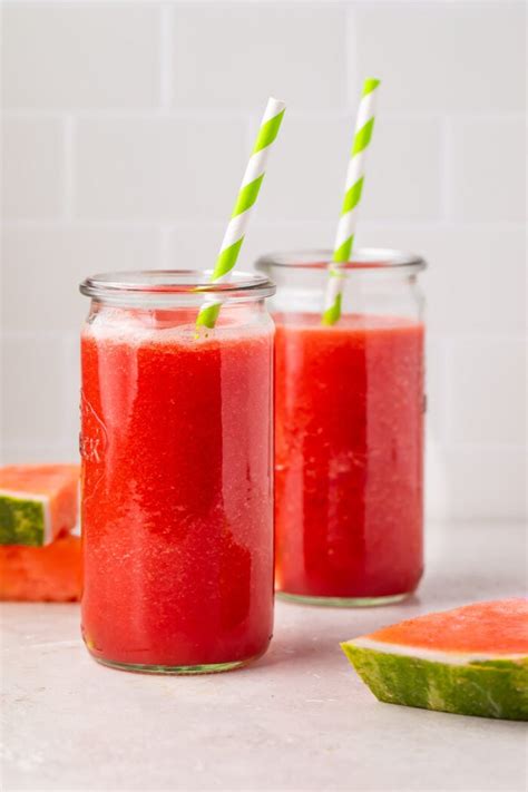 Easy Watermelon Juice Recipe (No Juicer!) - 40 Aprons