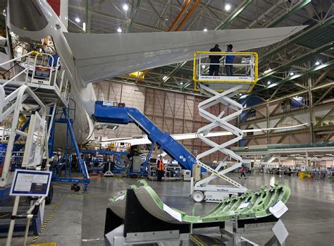 Boeing 787 Dreamliner becomes reality as carbon-fibre plane is ...