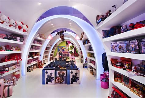 Pilar’s Story Toyshop Barcelona | Shop interior design, Toy store design, Toy shop display