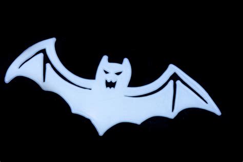 Image of bat shape | CreepyHalloweenImages