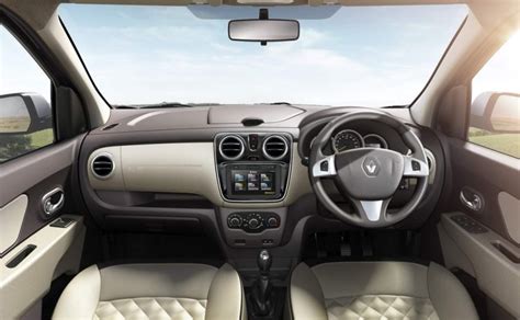 Renault Lodgy Stepway Range Goes On Sale In India; Prices Start At Rs. 9.43 Lakh - NDTV CarAndBike