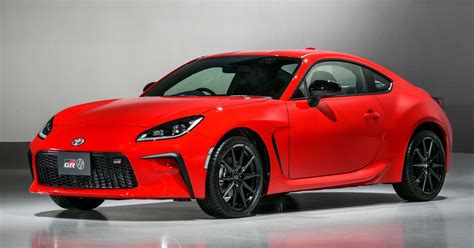 2021 Toyota GR86 debuts in Japan - 2.4L NA flat-four with 235 PS and ...