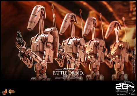 Star Wars Battle of Geonosis Battle Droid Deploys at Hot Toys