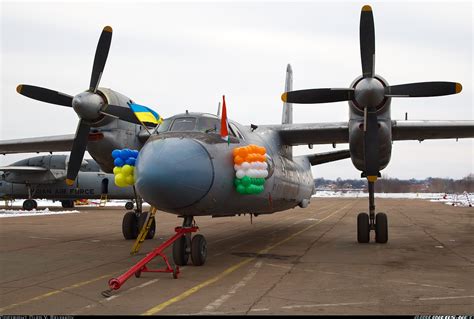 Antonov An-32 - India - Air Force | Aviation Photo #1669457 | Airliners.net