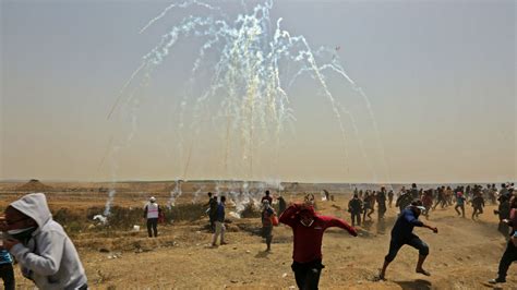 Israel drops leaflets threatening Palestinians ahead of Gaza protests