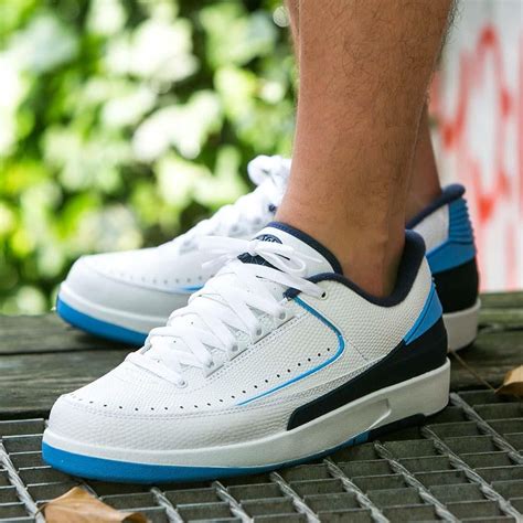 Buty Air Jordan 2 Retro Low UNC (832819-107) - Ceny i opinie - Ceneo.pl