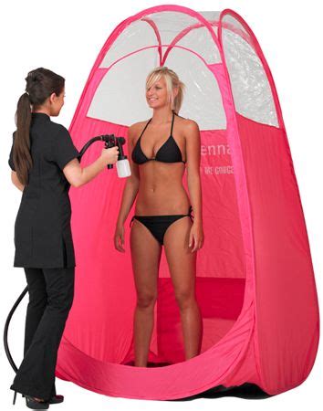 Learn how to spray tan just like the professionals! Step by step training manual teaching you ...