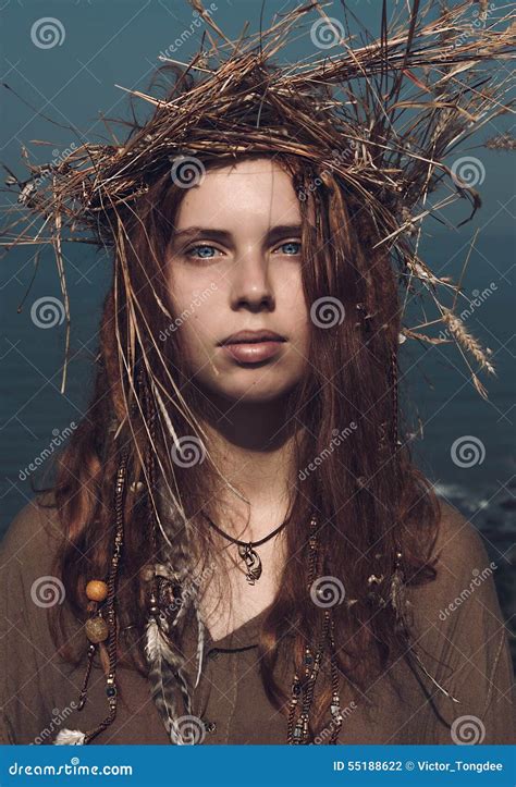 Woman in Boho Fashion with Head Wear Crown of Hay Stock Photo - Image of grass, lifestyle: 55188622