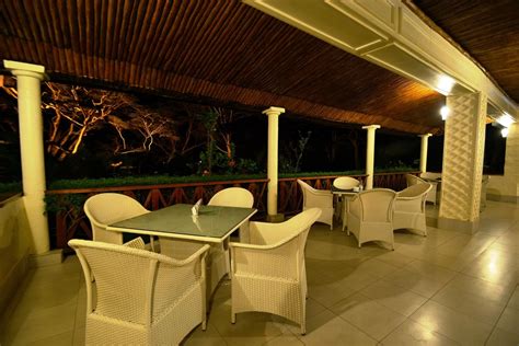 Lake-Naivasha-Country-Club-Pavillion - Safaris in Kenya , Africa