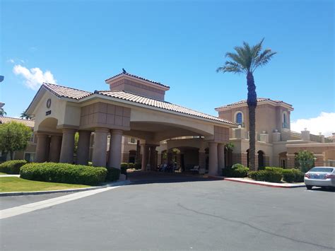 The Best Assisted Living Facilities in Palm Desert, CA | AssistedLiving.org