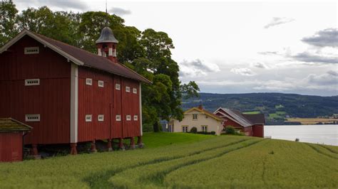 A farm in Norway – PicVisit