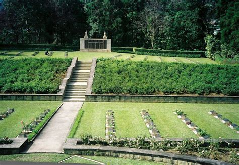 KOHIMA WAR CEMETERY contains 1420 WWII Commonwealth burials. The ...