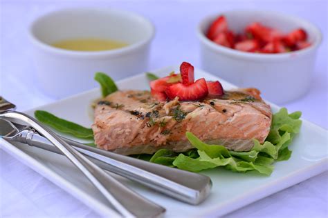 Grilled Salmon with Honey Dill Sauce - Culinary Mamas