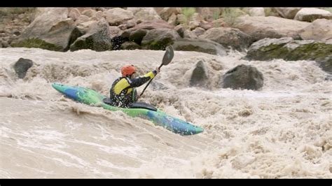 Erik Weihenmayer Kayaking the Grand Canyon - HD Montage - YouTube