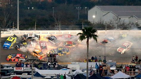 Daytona 500 halted by series of late crashes | News | Sky Sports