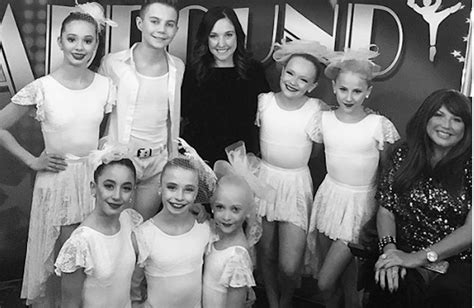 40 Fun Facts About the 'Dance Moms' Season 8 Cast! | Feeling the Vibe ...