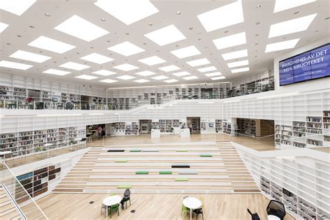 Biblioteca y mediateca Dalarna / ADEPT | ArchDaily México