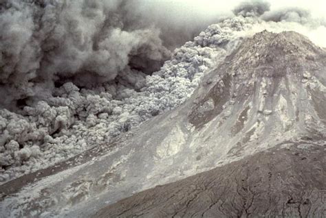 Global Volcanism Program | Image Collection | Hazards and Processes | Pyroclastic Flows