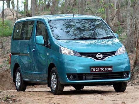 Nissan Evalia launched at₹8.49 L | HT Auto