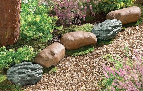 Beautiful Fake Rocks For Landscaping #7 Faux Stone Garden Edging in 2021 | Front yard ...