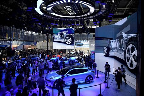 Focus on Luxury & Electric Cars at Beijing Auto Show | Dao Insights