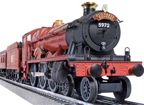 Amazon.com: Lionel Harry Potter Hogwarts Express Train Set - G-Gauge: Toys & Games