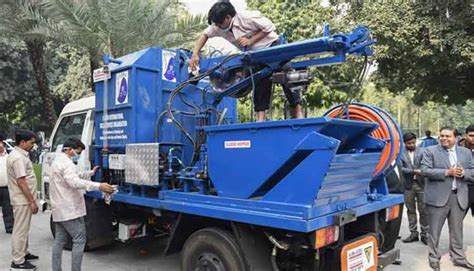 Sulabh International introduces India’s first sewer cleaning machine to end unsafe manual ...