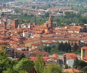 Alba, Piedmont [Piemonte] - Italy Wine Region | Wine-Searcher