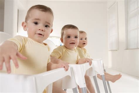 Fraternal Triplets: What are They and How Common Is it? | Huggies® US