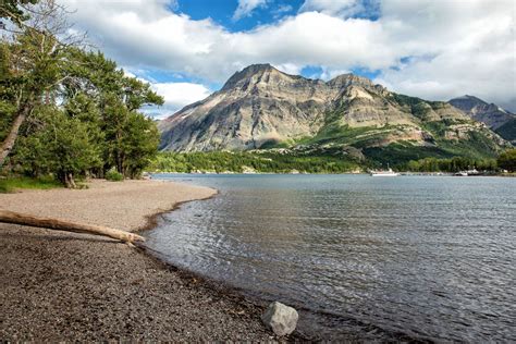 Top 10 Things to do in Waterton Lakes National Park - World Fitness Blog : Leading Global Bloggers