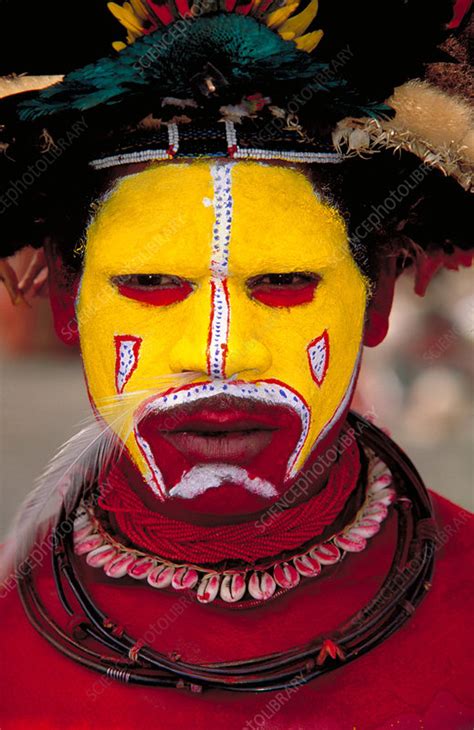 Man of the Huli tribe. Papua, New Guinea - Stock Image - C004/6200 ...