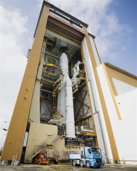 NASA, Partners Roll Out Webb to Launch Pad | NASA’s James We… | Flickr