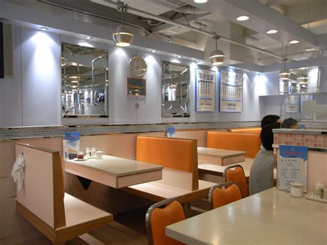 File:HK Sheung Wan 德釗記茶餐廳 Tak Chiu Kee Restaurant cabinet 02.JPG ...