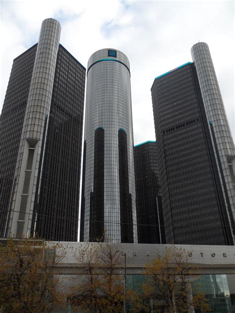 The GM building (2012) (oc) Detroit Michigan : r/pics