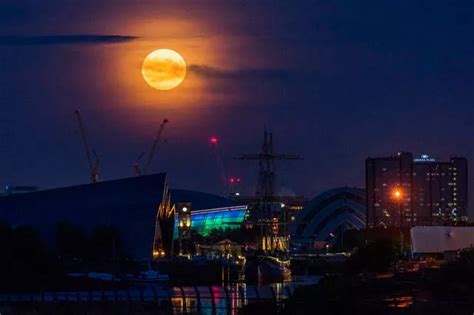 Glasgow named as the best Scottish city for stargazing - Daily Record