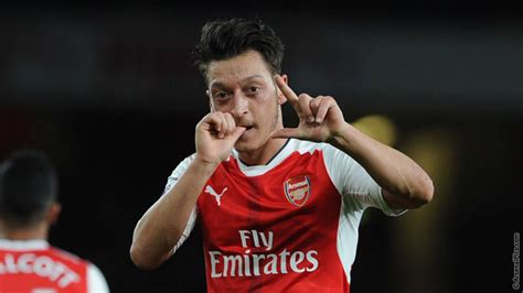 Ozil - Why I love the ‘English weeks’ | News | Arsenal.com